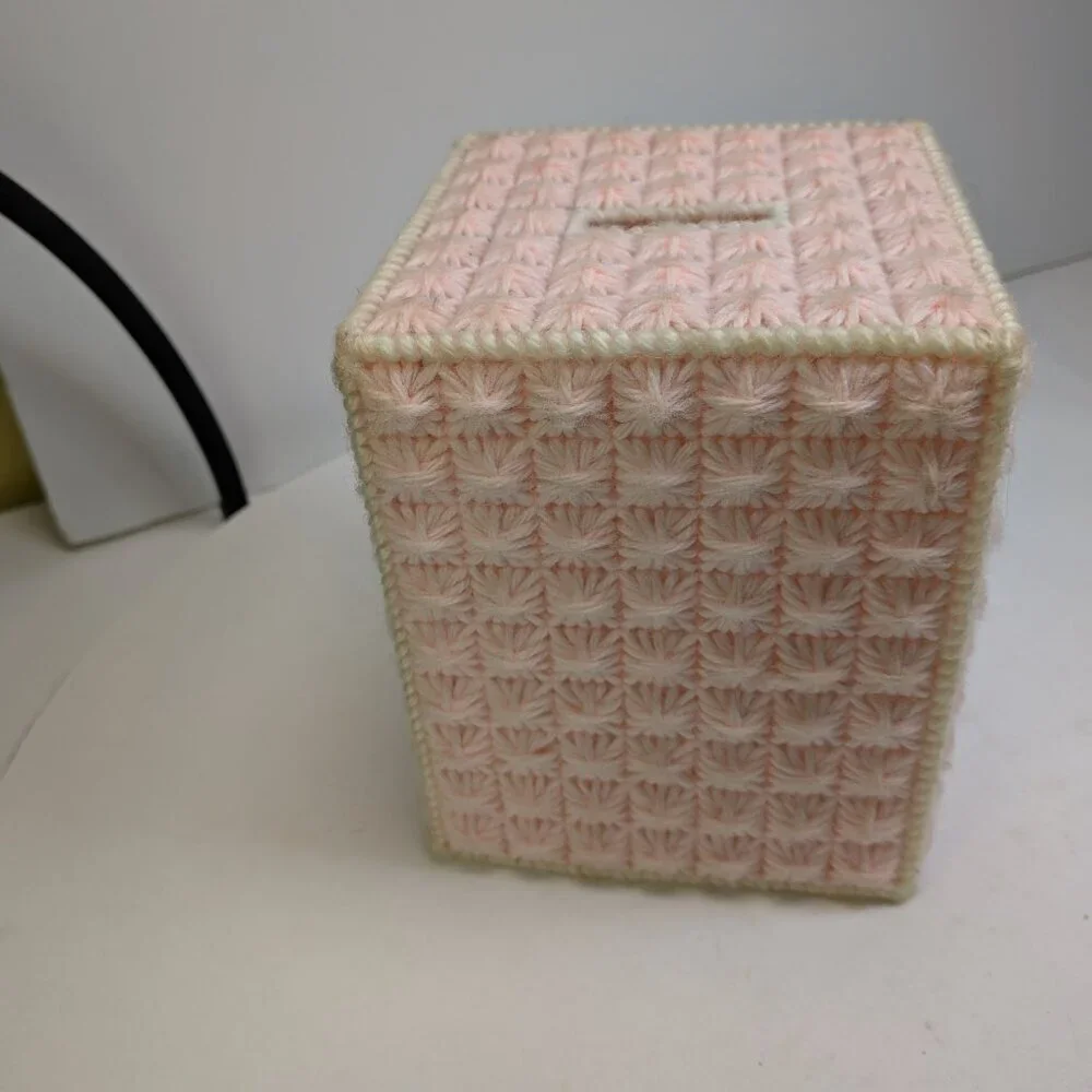 Vintage Pink plastic canvas tissue box cover